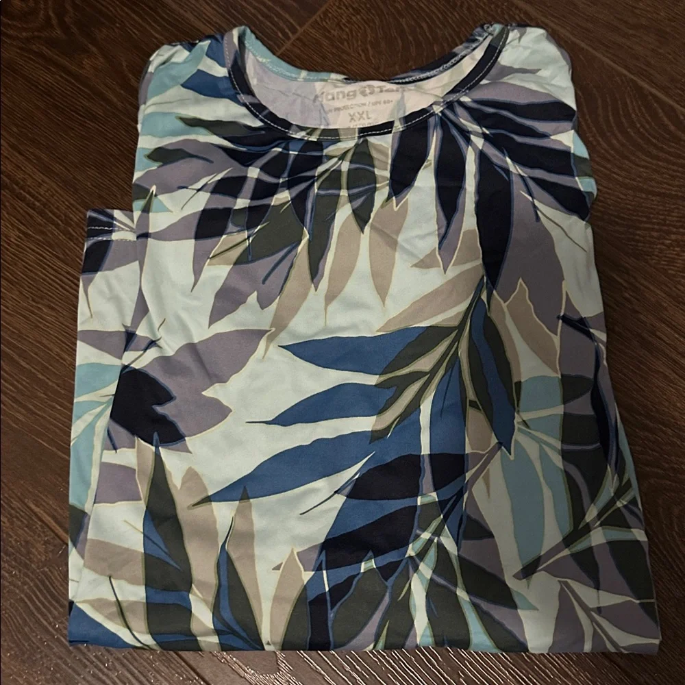 Hang 🦶 Ten | Surfing Tops
X2 - Picture 5 of 6